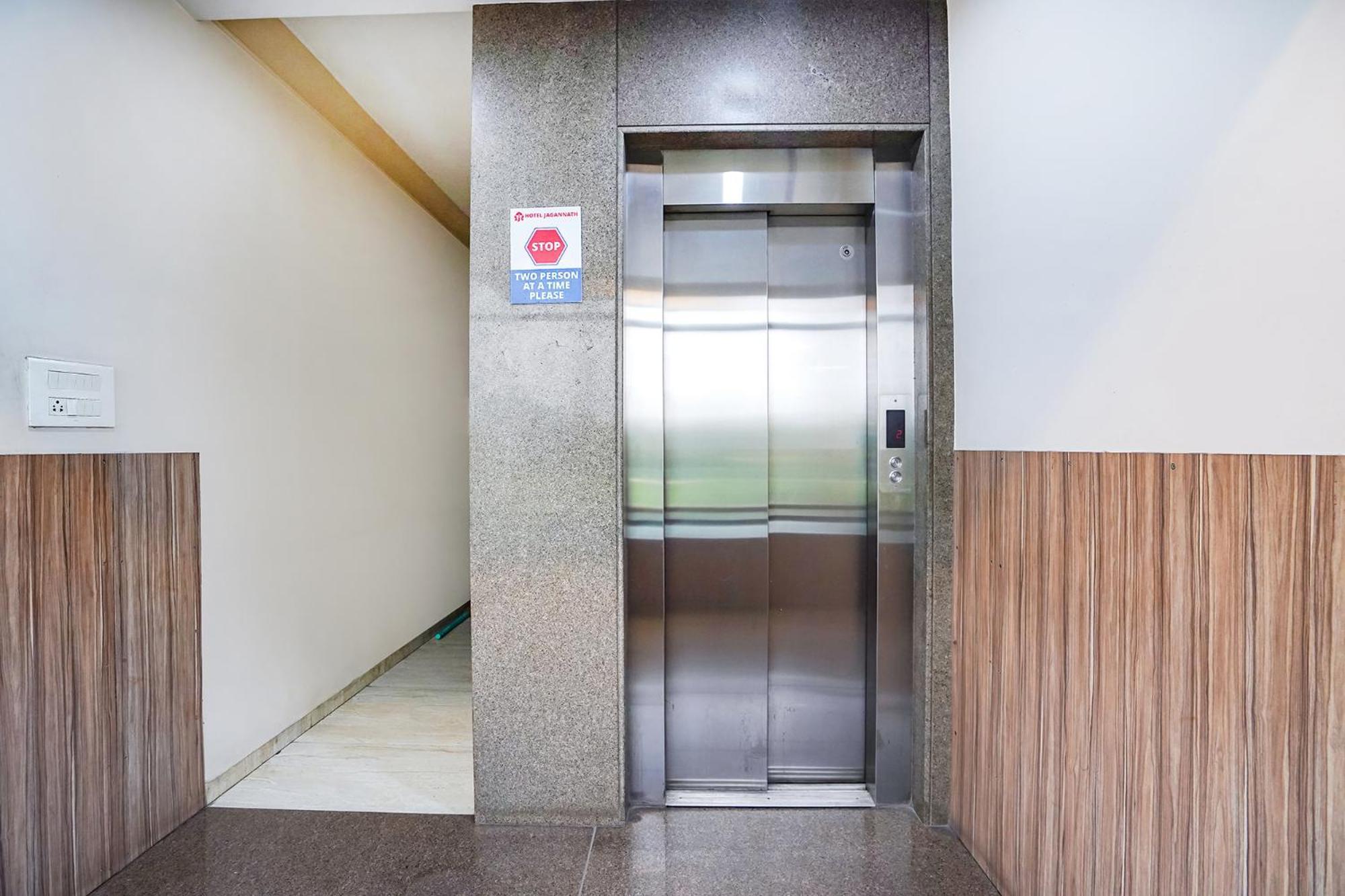 Fabhotel Jagannath - Nr Platinum Hospital, Sitabuldi Nagpur Exterior photo